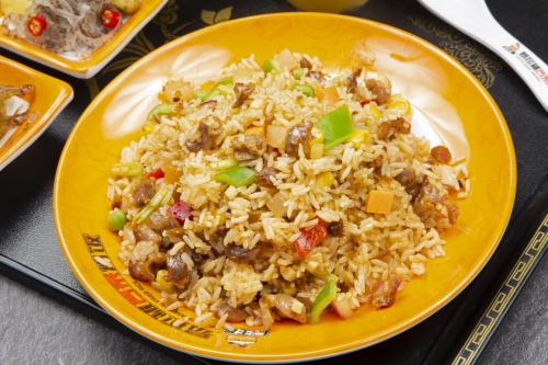 大健康时代！佳味佳茶油炒饭：凭借差异化特色在市场独树一帜