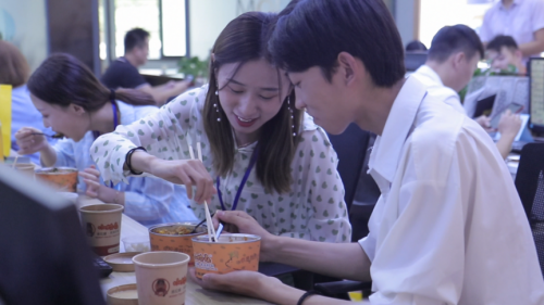 时尚的潮流！小块头茶油炒饭：风险低回报大，值得投资