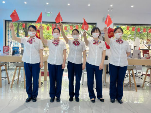 “创心服务 联通你我”上海联通颛盛路营业厅厅经理吴贵险的暖心服务故事