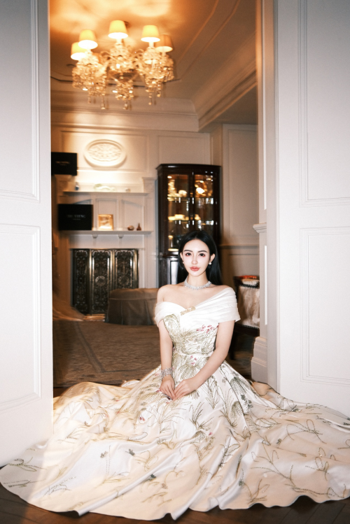 IBL YEUNG发布2023年高定系列--“Enjoy Your Life”享受当下美好生活